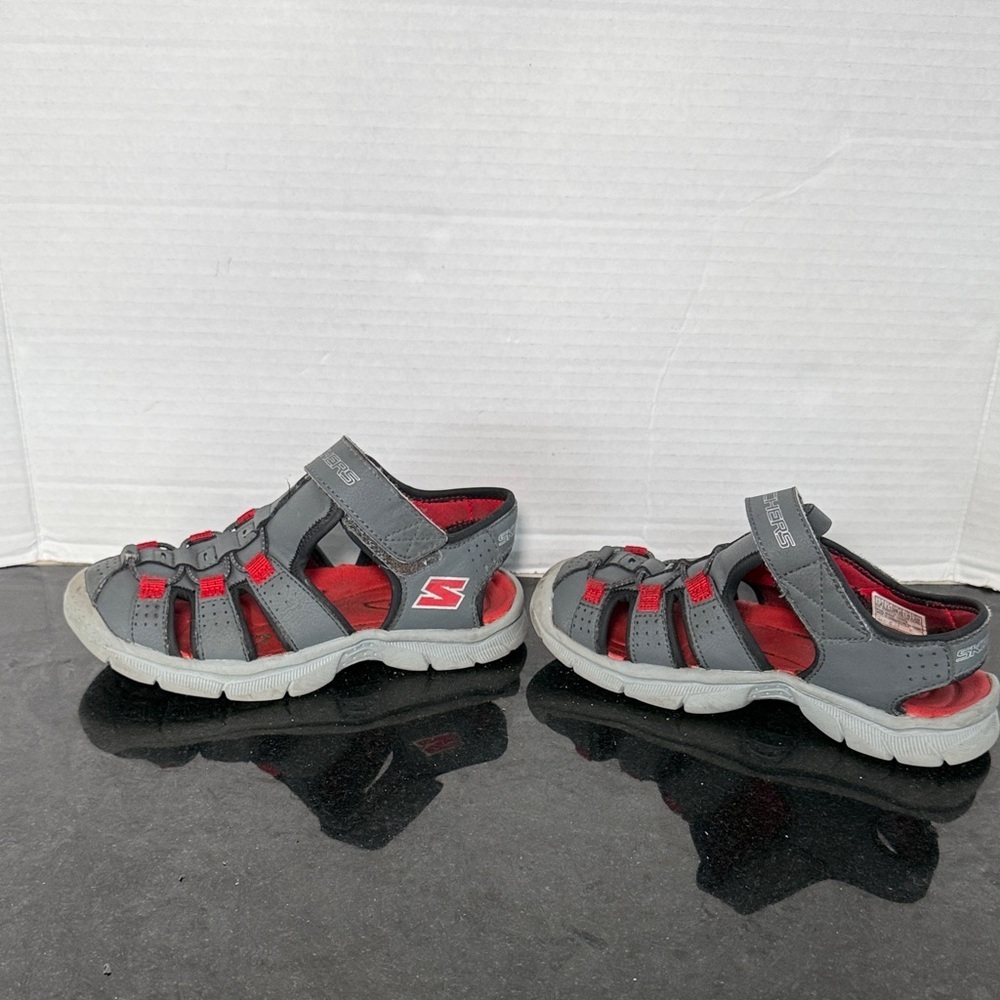 Skechers Relix Kids Closed Toe Sandals Toddler Size 12 Red Gray